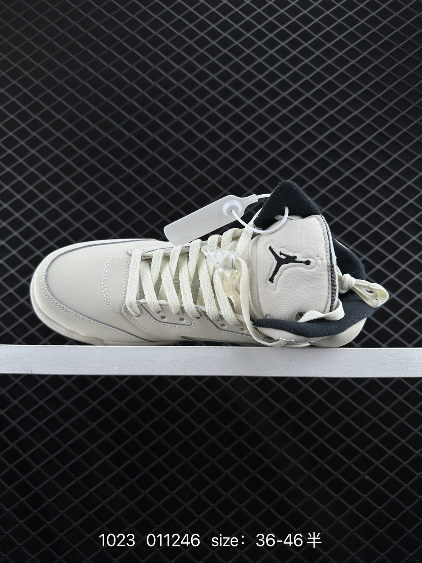 Air Jordan 5 SE Craft ”Light Orewood Brown“